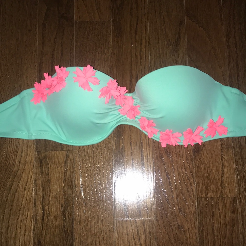 Bikini top